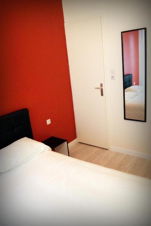 Hotel Le Rohu Séné Εξωτερικό φωτογραφία