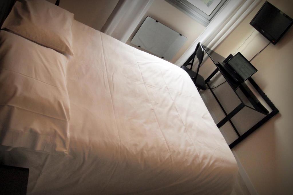 Hotel Le Rohu Séné Δωμάτιο φωτογραφία